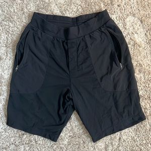 lululemon large mens athletic shorts